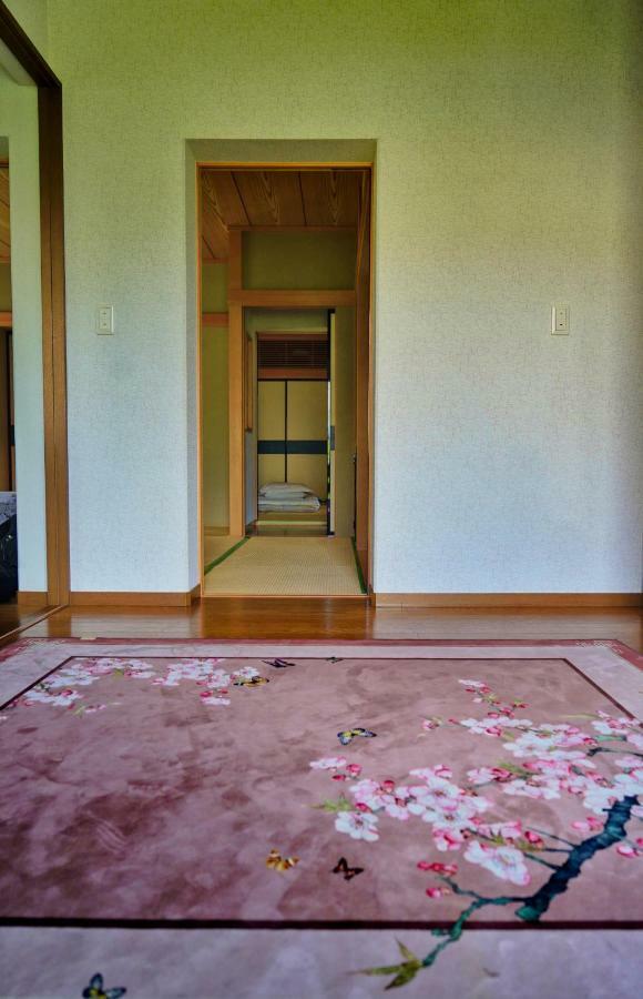 Villa 富士の樱house 宝栄 Fujikawaguchiko Exterior foto